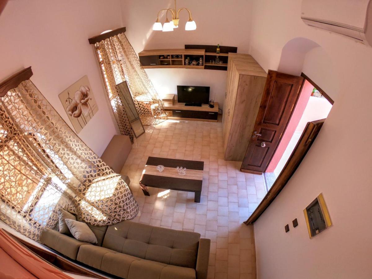 Armonia House *